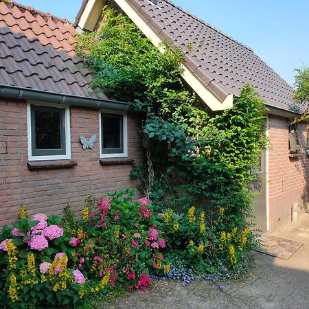 Gastenverblijf 'De Hupsakeet' Barneveld Luaran gambar